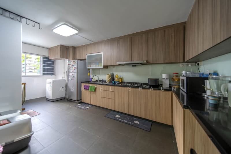 238 Yishun Ring Road, 238 Yishun Ring Road, 3 Bedrooms, 1,302 sqft, HDB Flat For Sale, by Gabriel Shaun, 500183792 - Kitchen - PropertyGuru.com.sg