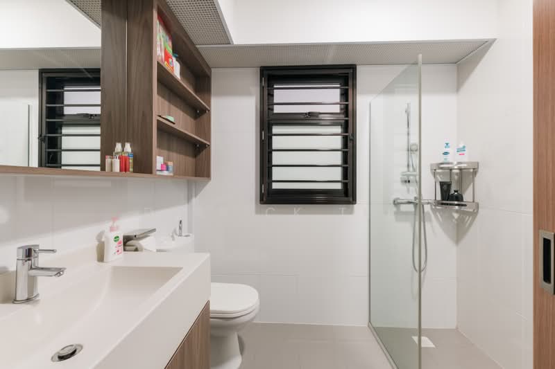 110B Bidadari Park Drive, 110B Bidadari Park Drive, 3 Bedrooms, 1,218 sqft, HDB Flat For Sale, by Derrick Tee, 500183799 - Bathroom - PropertyGuru.com.sg