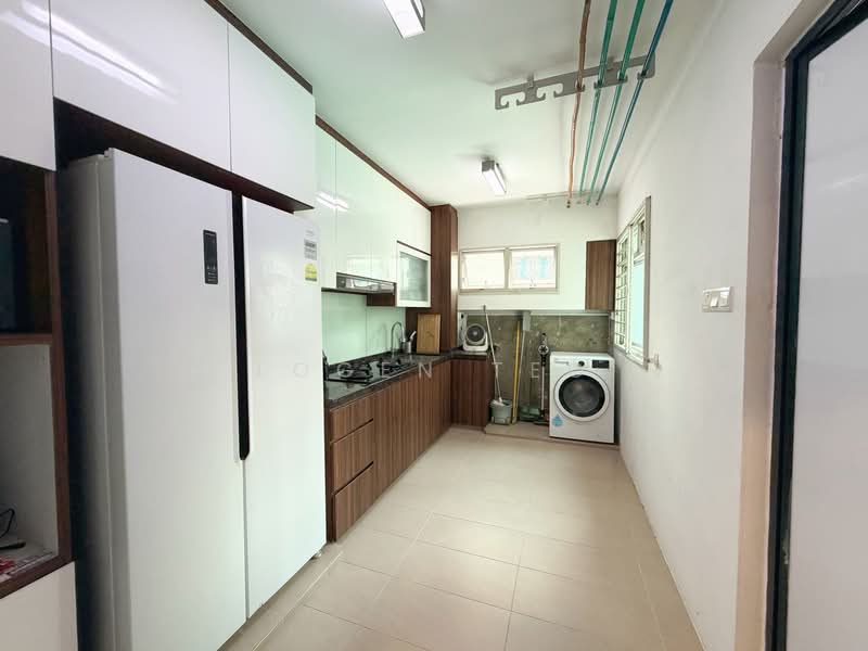 107D Edgefield Plains, 107D Edgefield Plains, 3 Bedrooms, 1,184 sqft, HDB Flat For Sale, by Logen Teo, 500183811 - Kitchen - PropertyGuru.com.sg