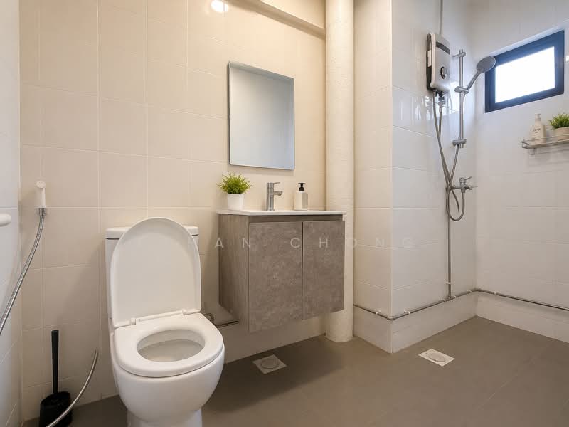 46 Teban Gardens Road, 46 Teban Gardens Road, 4 Bedrooms, 1,636 sqft, HDB Flat For Sale, by Ethan Chong, 500183814 - Bathroom - PropertyGuru.com.sg