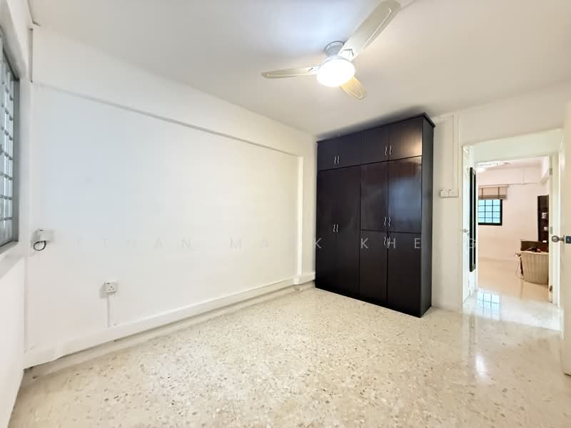 175 Bukit Batok West Avenue 8, 175 Bukit Batok West Avenue 8, 2 Bedrooms, 721 sqft, HDB Flat For Rent, by Ethan Mark Kheng, 500183851 - Bedroom - PropertyGuru.com.sg