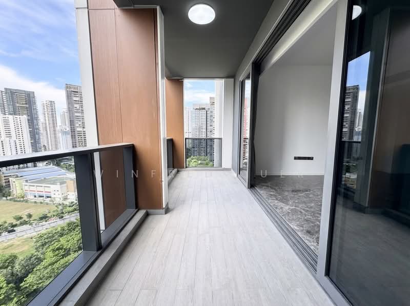 Riviere, 1 Jiak Kim Street, 3 Bedrooms, 1,507 sqft, Condominium For Sale, by Winfred Quek, 500183869 - Balcony - PropertyGuru.com.sg