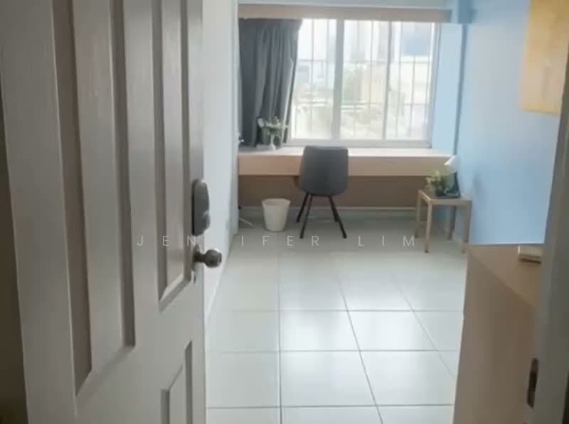 Crystal Dew, 10 Geylang East Avenue 1, 6 Bedrooms, 1,432 sqft, Condominium For Rent, by Jennifer Lim, 500183877 - Study - PropertyGuru.com.sg