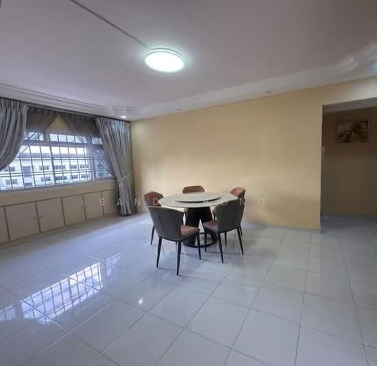 827 Jurong West Street 81