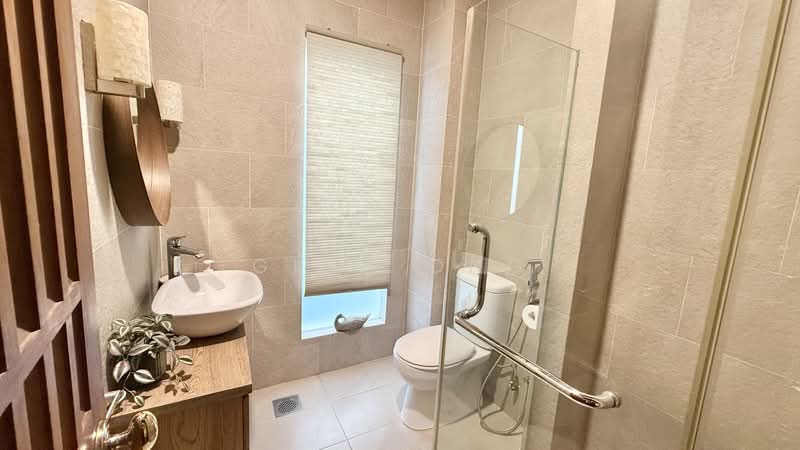Neram Road, Neram Road, 7 Bedrooms, 7,733 sqft, Detached House For Sale, by Gina Ong, 500183884 - Bathroom - PropertyGuru.com.sg