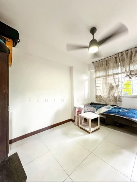 526A Costa Ris, 526A Pasir Ris Street 51, 3 Bedrooms, 1,001 sqft, HDB Flat For Sale, by Benin Sabu, 500183906 - 1st common room - PropertyGuru.com.sg