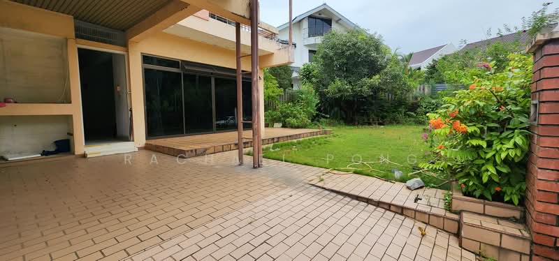 Mayflower Gardens, Mayflower Drive, 3 Bedrooms, 2,000 sqft, Semi-Detached House For Sale, by Rachael Pong, 500183953 - Exterior - PropertyGuru.com.sg