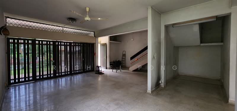 Mayflower Gardens, Mayflower Drive, 3 Bedrooms, 2,000 sqft, Semi-Detached House For Sale, by Rachael Pong, 500183953 - Living Room - PropertyGuru.com.sg