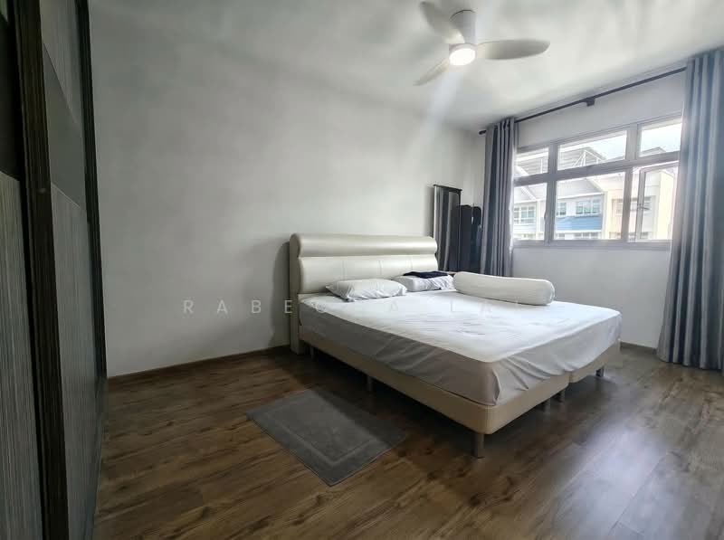 213B Punggol Walk, 213B Punggol Walk, 3 Bedrooms, 1,216 sqft, HDB Flat For Sale, by Rabecca Lai, 500183963 - Master Bedroom - PropertyGuru.com.sg