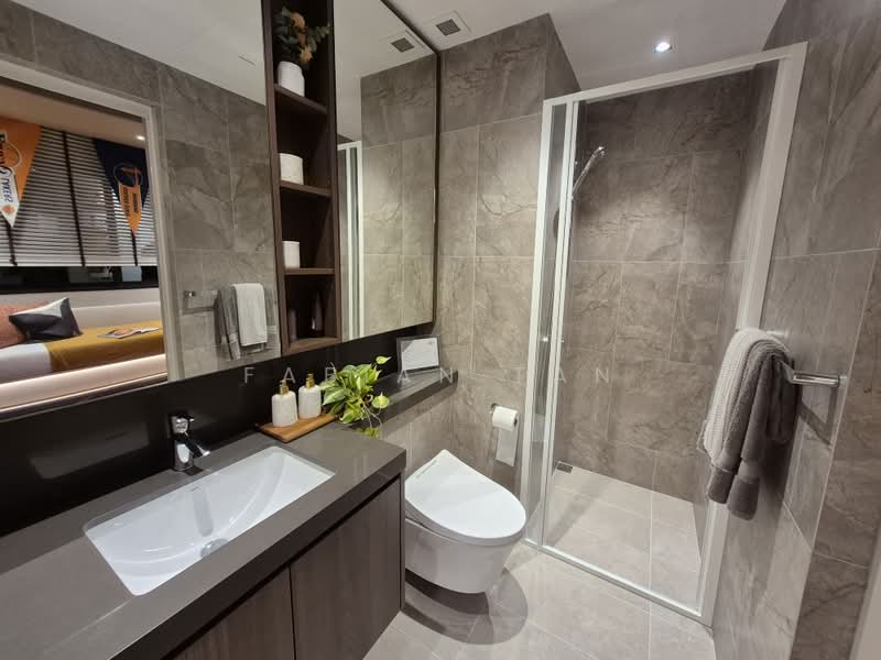 Undervalued New Freehold, , 2 Bedrooms, 764 sqft, Condominium For Sale, by Fabian Tan, 500183964 - Bathroom - PropertyGuru.com.sg