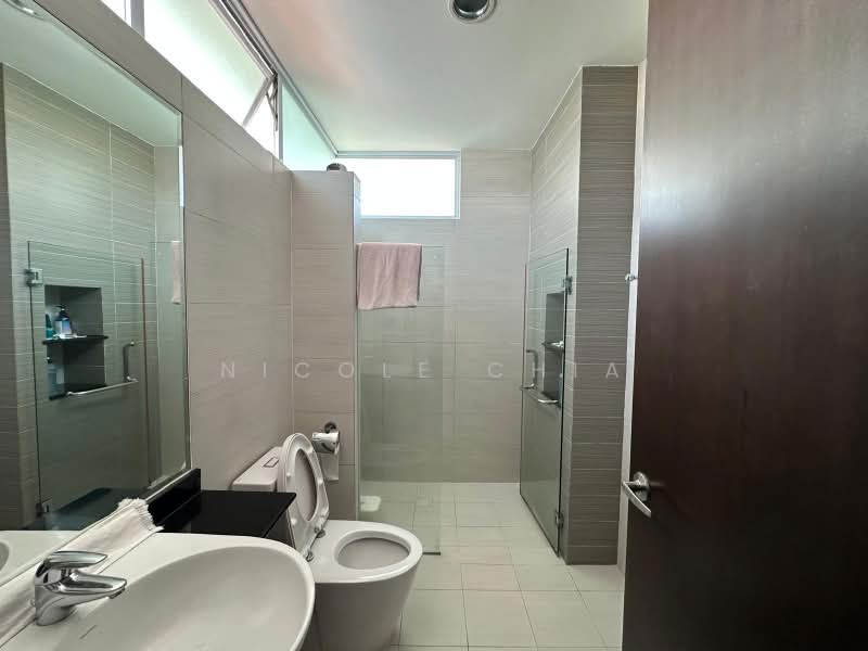 Seletar Hills vicinity, Seletar Court, Jalan Redop , Jalan Lakum , Seletar Hills Dr, 5 Bedrooms, 4,000 sqft, Corner Terrace For Sale, by Nicole Chia, 500183965 - Bathroom - PropertyGuru.com.sg