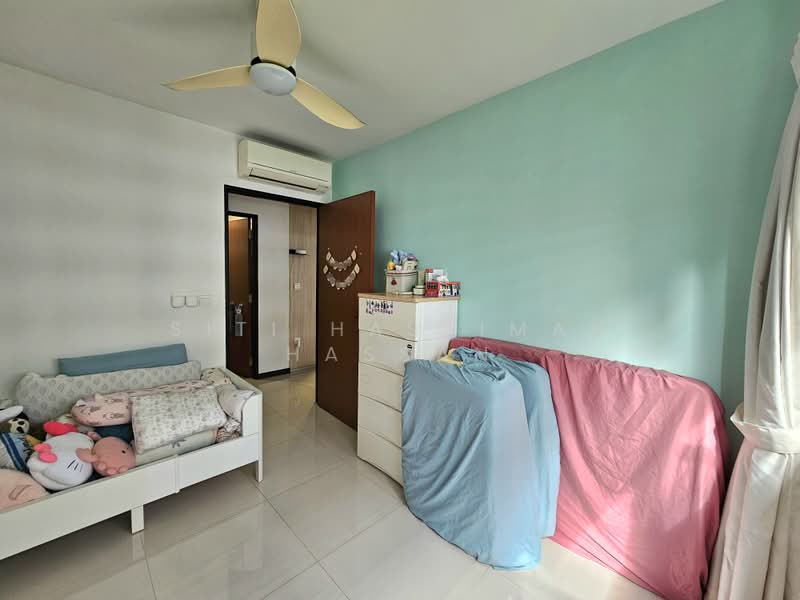 997C Buangkok Crescent, 997C Buangkok Crescent, 3 Bedrooms, 1,001 sqft, HDB Flat For Sale, by Siti Hasyimah Hassan, 500183968 - Bedroom - PropertyGuru.com.sg