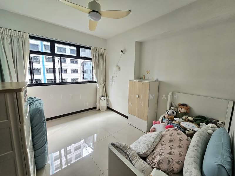997C Buangkok Crescent, 997C Buangkok Crescent, 3 Bedrooms, 1,001 sqft, HDB Flat For Sale, by Siti Hasyimah Hassan, 500183968 - Bedroom - PropertyGuru.com.sg