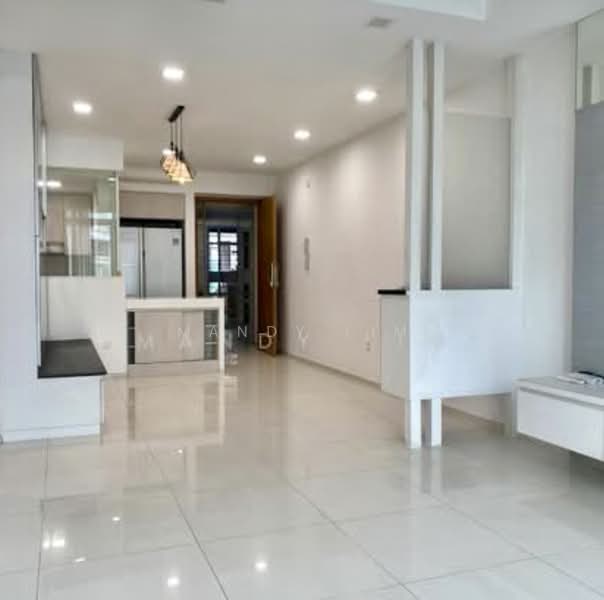 The Quartz, 57 Compassvale Bow, 3 Bedrooms, 1,292 sqft, Condominium For Sale, by Mandy Lim, 500183970 - Living Room - PropertyGuru.com.sg