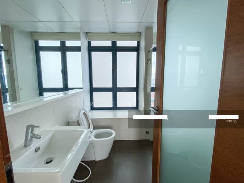 City Square Residences, 14 Kitchener Link, 3 Bedrooms, 1,216 sqft, Condominium For Rent, by Eric Yeo, 500183980 - Bathroom - PropertyGuru.com.sg