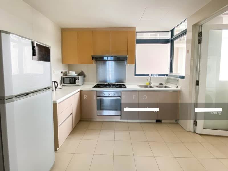 City Square Residences, 14 Kitchener Link, 3 Bedrooms, 1,216 sqft, Condominium For Rent, by Eric Yeo, 500183980 - Kitchen - PropertyGuru.com.sg