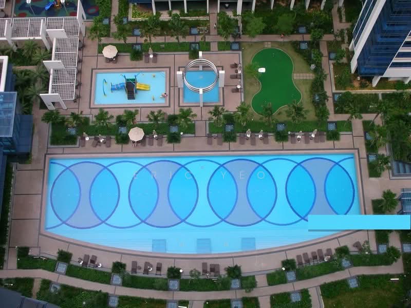 City Square Residences, 14 Kitchener Link, 3 Bedrooms, 1,216 sqft, Condominium For Rent, by Eric Yeo, 500183980 - Pool - PropertyGuru.com.sg