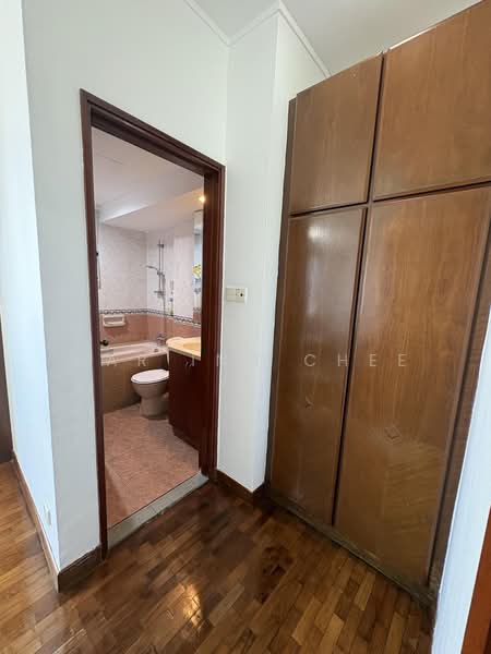 Simsville, 10 Geylang East Avenue 2, 1 Bedroom, 200 sqft, Condominium For Rent, by Mar Inn Chee, 500183982 - Attached Bathroom - PropertyGuru.com.sg