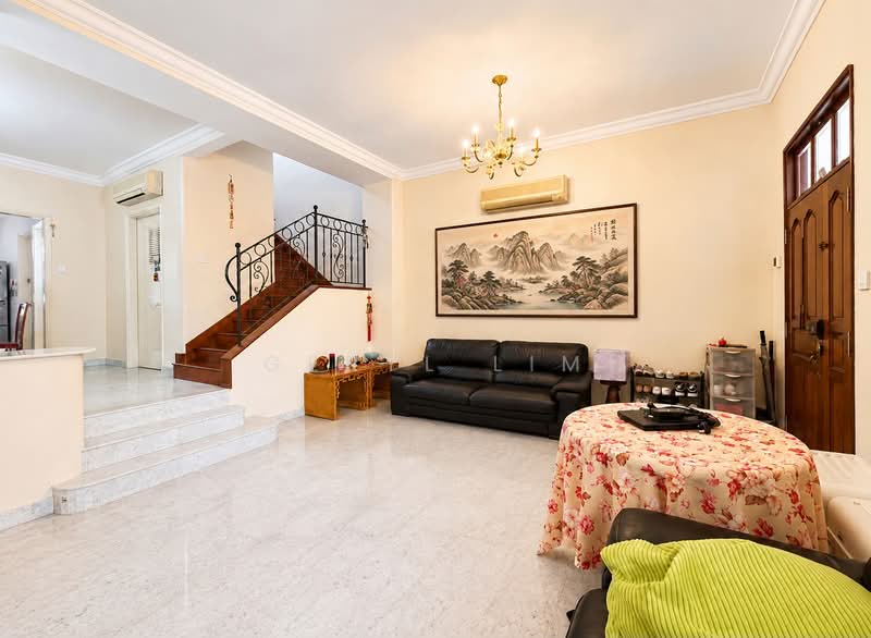 ⭐️⭐️LANDED7772@ Walk To MRT in under 10min, , 4 Bedrooms, 3,000 sqft, Terraced House For Sale, by Geryl Lim, 500183993 - Living Room - PropertyGuru.com.sg