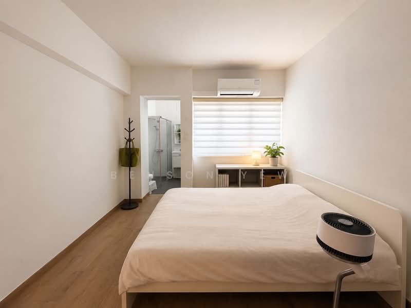 240 Hougang Street 22, 240 Hougang Street 22, 2 Bedrooms, 796 sqft, HDB Flat For Sale, by Benson Yew, 500184016 - Bedroom - PropertyGuru.com.sg
