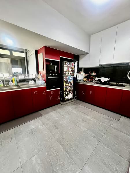 Hillcrest Arcadia, 257 Arcadia Road, 2 Bedrooms, 1,421 sqft, Condominium For Sale, by Caroline Yang, 500184019 - Kitchen - PropertyGuru.com.sg