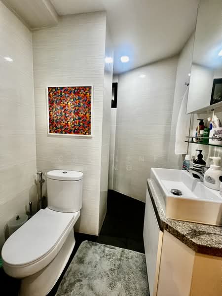 Hillcrest Arcadia, 257 Arcadia Road, 2 Bedrooms, 1,421 sqft, Condominium For Sale, by Caroline Yang, 500184019 - Bathroom - PropertyGuru.com.sg
