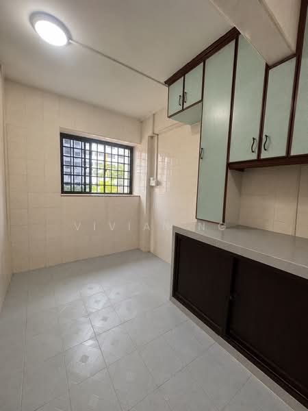 274 Toh Guan Road, 274 Toh Guan Road, 3 Bedrooms, 1,076 sqft, HDB Flat For Sale, by Vivian Ng, 500184038 - Kitchen - PropertyGuru.com.sg