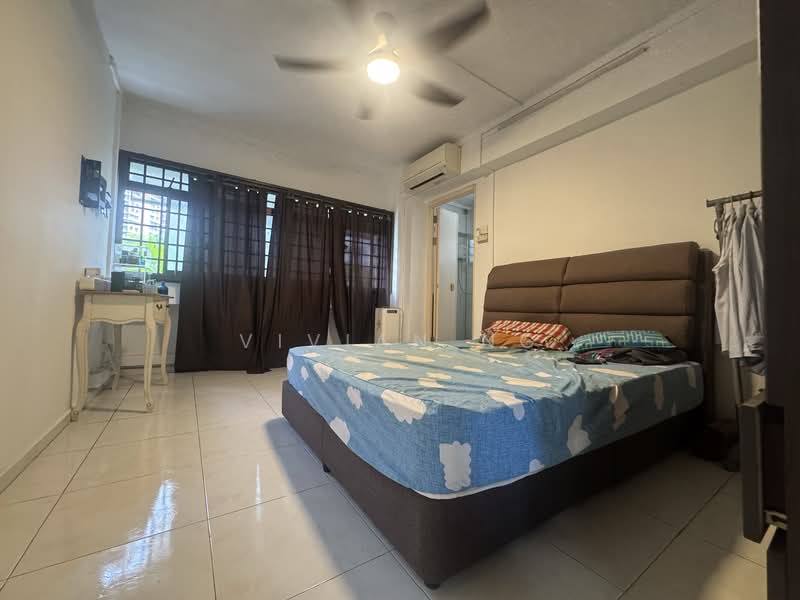 274 Toh Guan Road, 274 Toh Guan Road, 3 Bedrooms, 1,076 sqft, HDB Flat For Sale, by Vivian Ng, 500184038 - Bedroom - PropertyGuru.com.sg