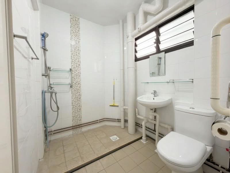 311 Jurong East Street 32, 311 Jurong East Street 32, 3 Bedrooms, 1,119 sqft, HDB Flat For Sale, by Zong Han, 500184039 - PropertyGuru.com.sg