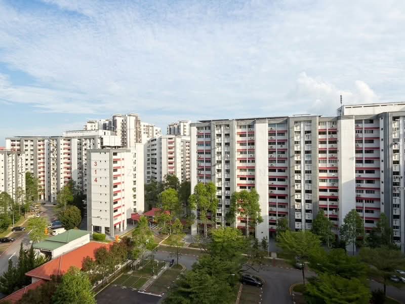 311 Jurong East Street 32, 311 Jurong East Street 32, 3 Bedrooms, 1,119 sqft, HDB Flat For Sale, by Zong Han, 500184039 - PropertyGuru.com.sg