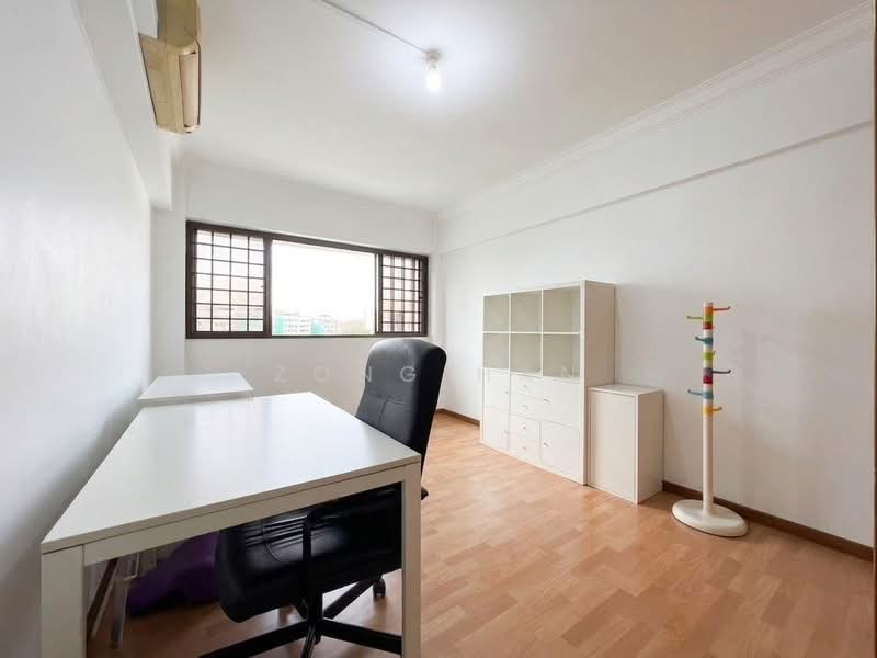 311 Jurong East Street 32, 311 Jurong East Street 32, 3 Bedrooms, 1,119 sqft, HDB Flat For Sale, by Zong Han, 500184039 - PropertyGuru.com.sg
