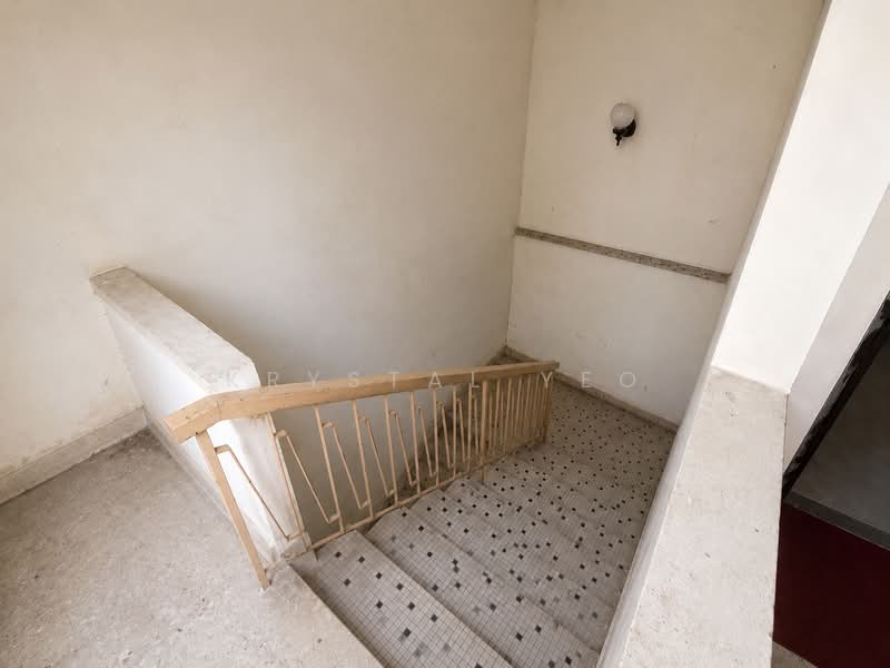 Tuan Sing Park, , 5 Bedrooms, 2,000 sqft, Semi-Detached House For Rent, by Krystal Yeo, 500184042 - Stairs to Basement & Kitchen  - PropertyGuru.com.sg