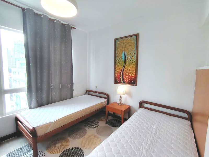 Burlington Square, 175B Bencoolen Street, 2 Bedrooms, 667 sqft, Apartment For Sale, by Siyo Jun Jie Andrew, 500184043 - Bedroom - PropertyGuru.com.sg