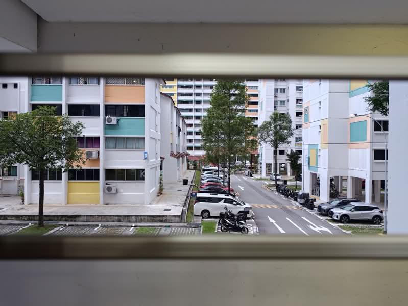 340 Bukit Batok Street 34, 340 Bukit Batok Street 34, 2 Bedrooms, 786 sqft, HDB Flat For Sale, by Ken Tan, 500184051 - Exterior - PropertyGuru.com.sg