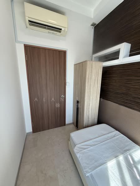 Master Bedrooms @ Paya Lebar MRT, , Room Rental, 210 sqft, Condominium For Rent, by Alan Tsui 徐先生, 500184065 - Bedroom - PropertyGuru.com.sg