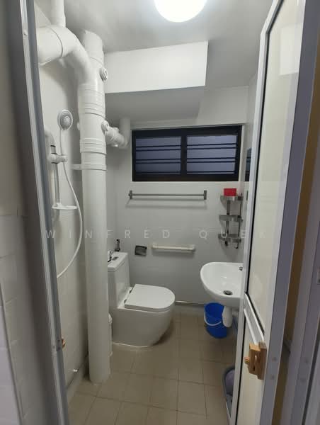 133 Bukit Batok West Avenue 6, 133 Bukit Batok West Avenue 6, Room Rental, 100 sqft, HDB Flat For Rent, by Winfred Quek, 500184066 - Bathroom - PropertyGuru.com.sg
