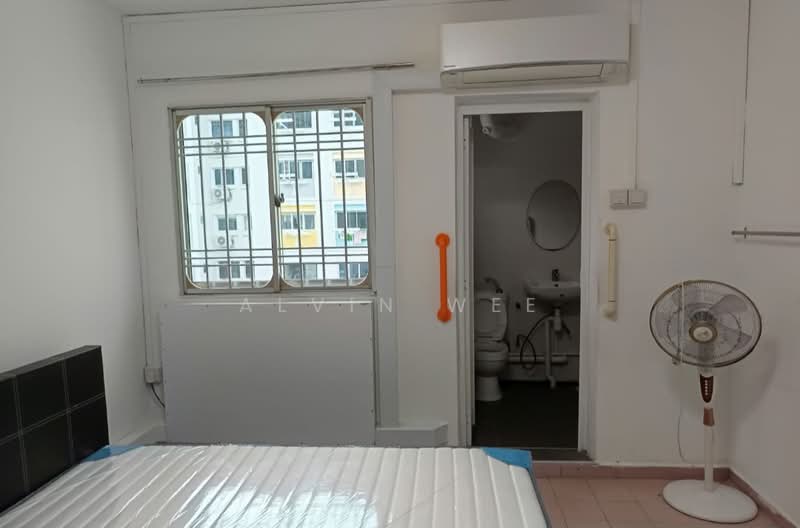 534 Bukit Batok Street 51, 534 Bukit Batok Street 51, 2 Bedrooms, 721 sqft, HDB Flat For Rent, by Alvin Wee, 500184075 - Bedroom - PropertyGuru.com.sg