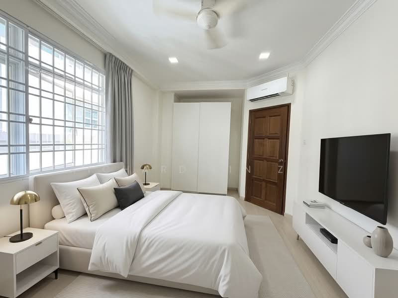 Jalan Waringin, Lorong Waringin, 7 Bedrooms, 4,000 sqft, Semi-Detached House For Sale, by Richard Lin Z K, 500184079 - Bedroom - PropertyGuru.com.sg