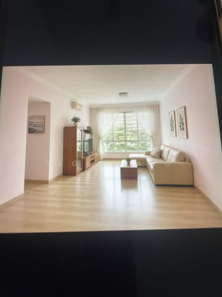 Woodgrove Condo, 2 Woodgrove Drive, 3 Bedrooms, 1,184 sqft, Condominium For Rent, by Regine Ang, 500184083 - Living Room - PropertyGuru.com.sg