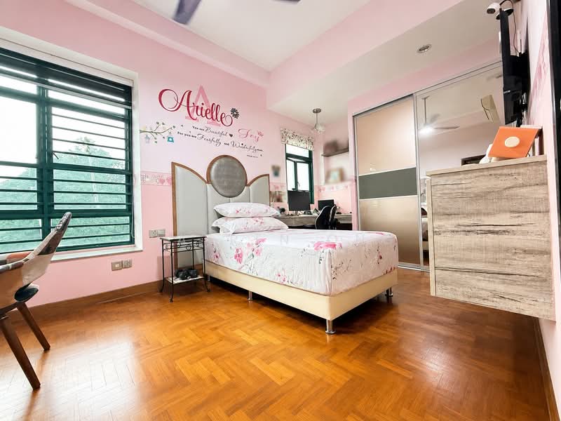 The Hillside, 343 Upper Bukit Timah Road, 4 Bedrooms, 2,842 sqft, Condominium For Sale, by Darren Ong, 500184084 - Bedroom - PropertyGuru.com.sg