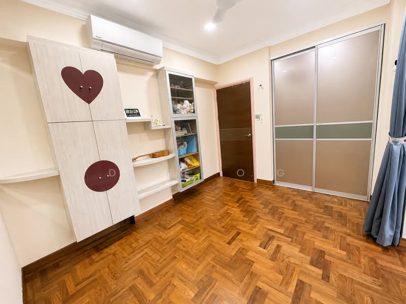 The Hillside, 343 Upper Bukit Timah Road, 4 Bedrooms, 2,842 sqft, Condominium For Sale, by Darren Ong, 500184084 - Bedroom - PropertyGuru.com.sg