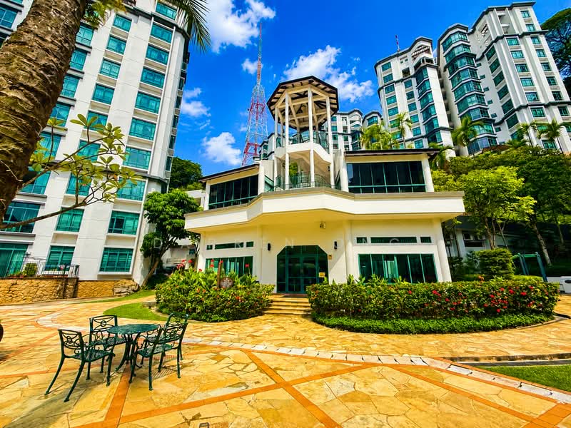 The Hillside, 343 Upper Bukit Timah Road, 4 Bedrooms, 2,842 sqft, Condominium For Sale, by Darren Ong, 500184084 - Exterior - PropertyGuru.com.sg