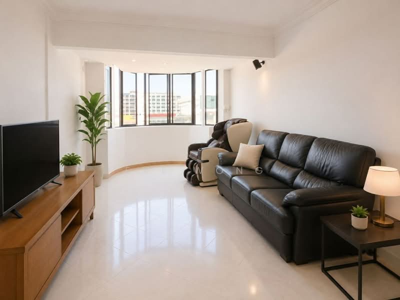 393 Tampines Avenue 7, 393 Tampines Avenue 7, 3 Bedrooms, 1,378 sqft, HDB Flat For Sale, by Eve Wong, 500184085 - Living Room - PropertyGuru.com.sg