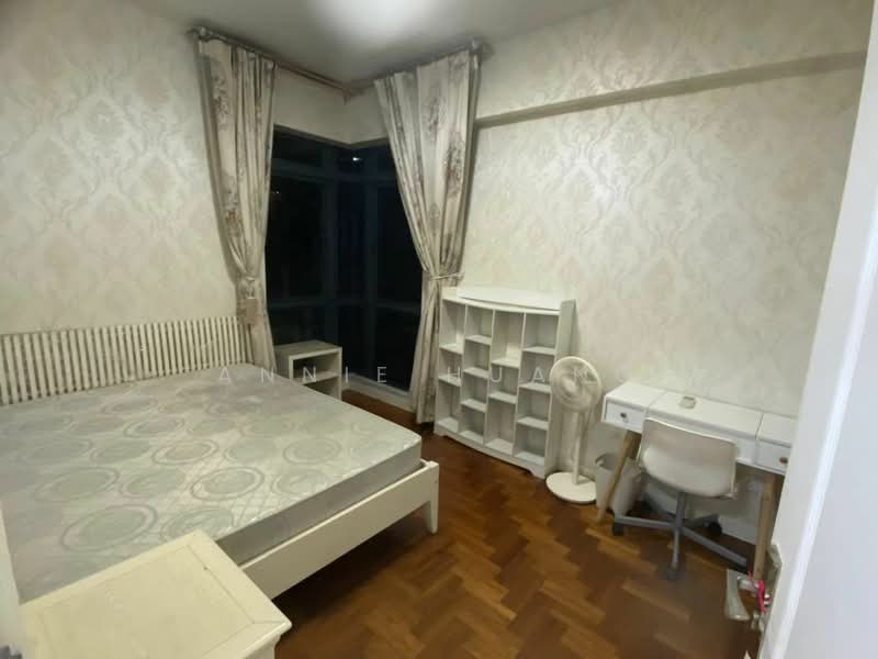 East Meadows, 30 Tanah Merah Kechil Road, Room Rental, 100 sqft, Condominium For Rent, by Annie Huang, 500184095 - Bedroom - PropertyGuru.com.sg