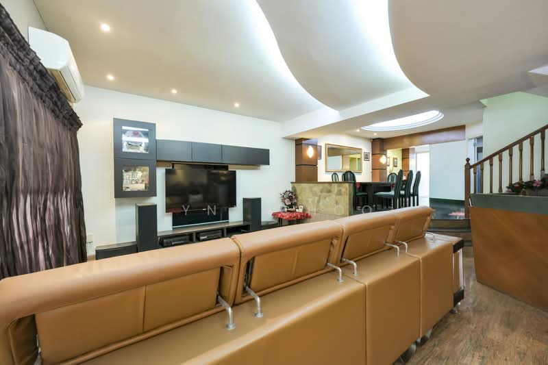 Sunrise Villa, , 6 Bedrooms, 3,200 sqft, Terraced House For Sale, by Lynn Choo, 500184097 - Living Room - PropertyGuru.com.sg