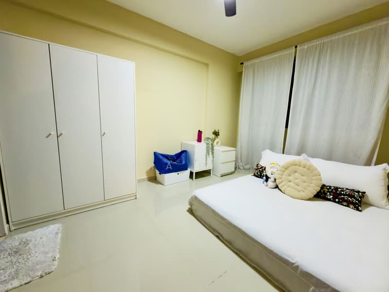 333D Yishun Riverwalk, 333D Yishun Street 31, 2 Bedrooms, 721 sqft, HDB Flat For Sale, by Lydia Hanim, 500184120 - Bedroom - PropertyGuru.com.sg