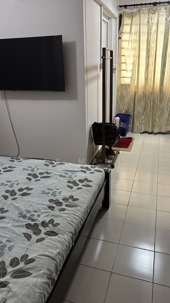 721 Jurong West Avenue 5, 721 Jurong West Avenue 5, 3 Bedrooms, 1,302 sqft, HDB Flat For Sale, by Sk Mani, 500184134 - PropertyGuru.com.sg