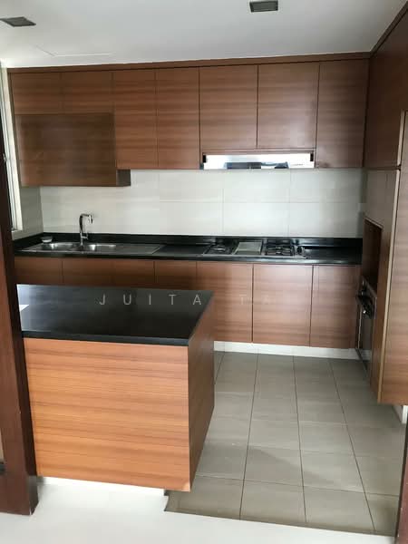 Kerrisdale, 36 Sturdee Road, Room Rental, 150 sqft, Condominium For Rent, by Juita Tan, 500184137 - Kitchen - PropertyGuru.com.sg