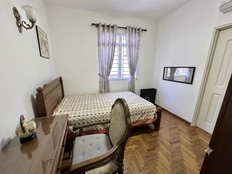 Loyang Villas, Loyang Rise, 5 Bedrooms, 3,200 sqft, Corner Terrace For Sale, by Jamie Teoh, 500184138 - Bedroom - PropertyGuru.com.sg