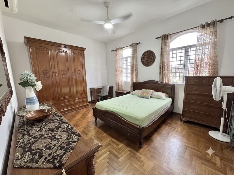 Loyang Villas, Loyang Rise, 5 Bedrooms, 3,200 sqft, Corner Terrace For Sale, by Jamie Teoh, 500184138 - Bedroom - PropertyGuru.com.sg